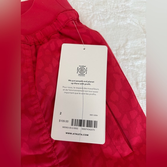 ATHLETA NWT Attitude Lined Texture Pant II in Serpentine Matador Red - Size 2 - Picture 5 of 12